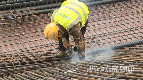 预计2024年9月底建成通车 内江麻柳坝大桥及连接线工程项目建设如火如荼